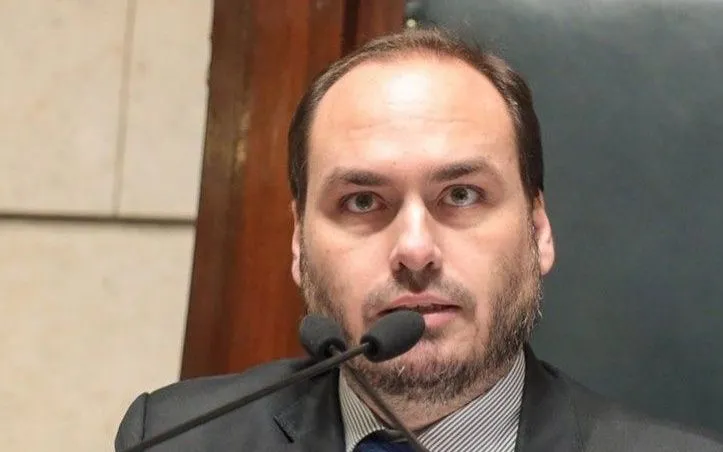 Vereador do Rio de Janeiro pelo Partido Liberal, Carlos Bolsonaro.