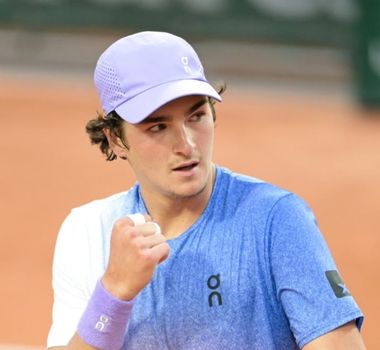 Imagem - Roland Garros: João Fonseca estreia com vitória implacável sobre ex-top 10