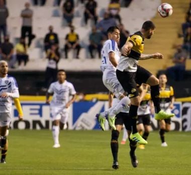 Imagem - Série B: Paysandu tenta superar retrospecto negativo contra o Criciúma