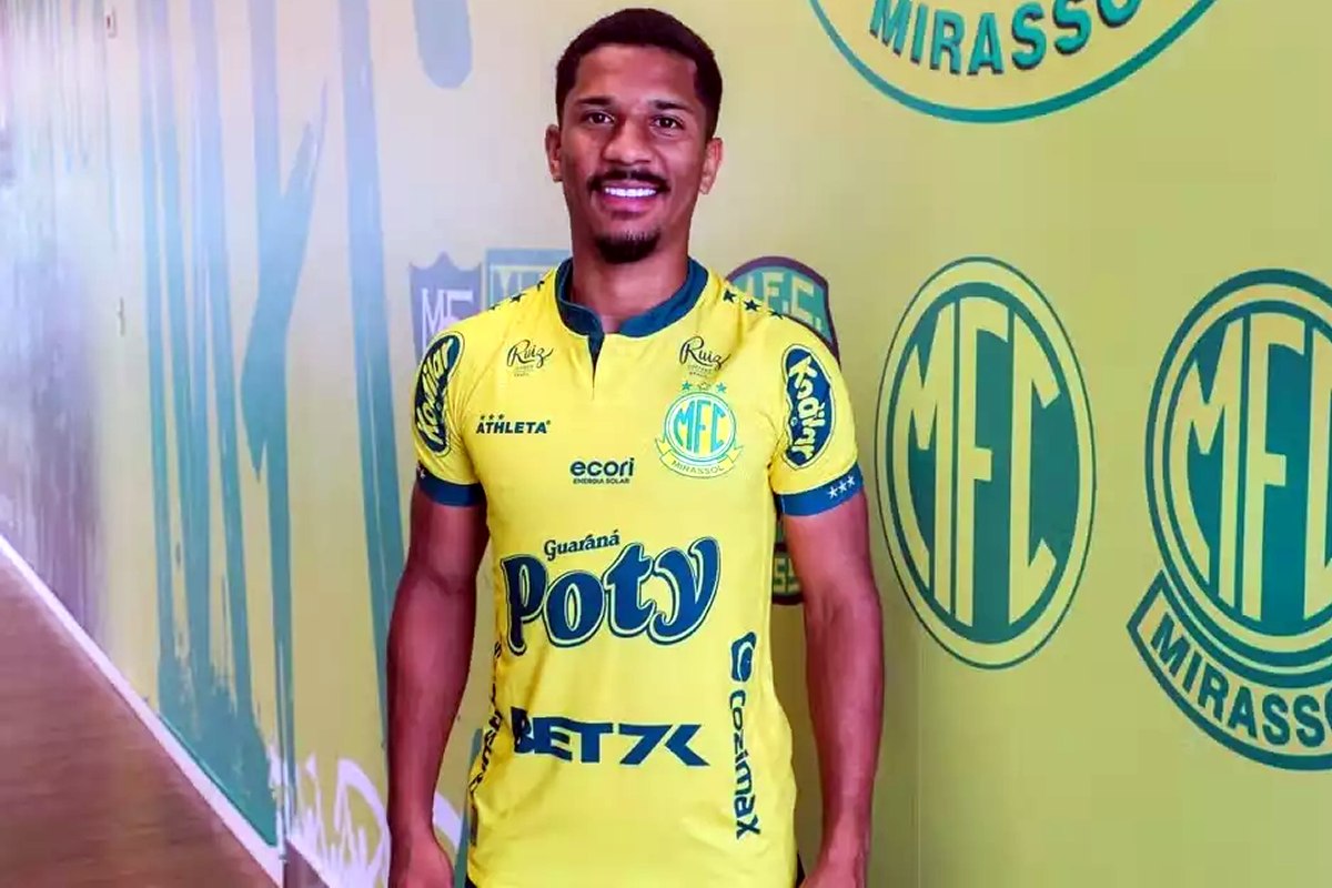 Imagem - Remo dá chapéu no Paysandu e anuncia atacante da Série A