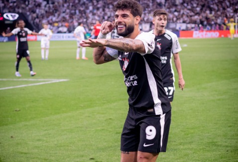 Timão disputa a classificação para próxima fase - 