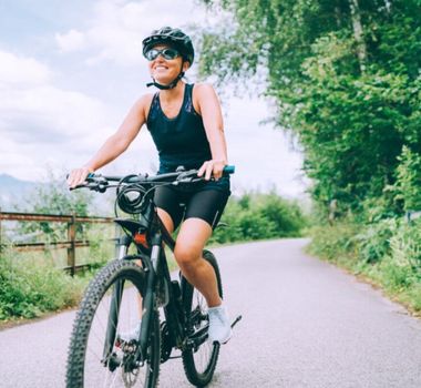 Imagem - 6 benefícios do ciclismo para as mulheres