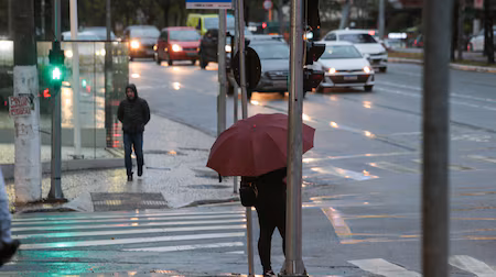 A massa de ar polar chegou nessa terça-feira, 27, no Sul, e avança para o País até sexta-feira, 30.