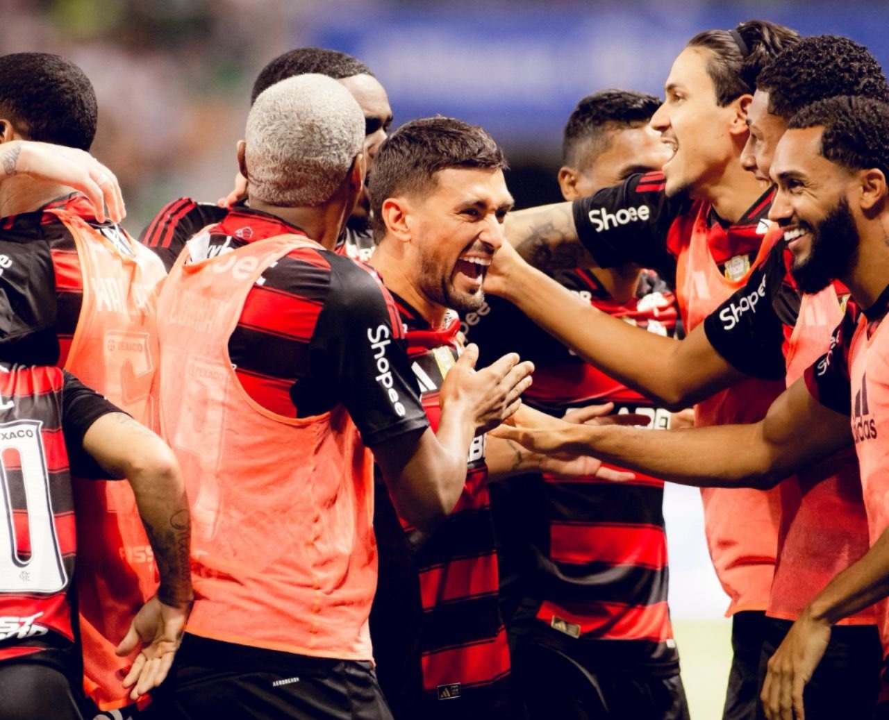 Mengão encara o time venezuelano no Maracanã - 