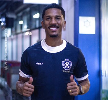 Imagem - Novo atacante do Remo já está em Belém; assista