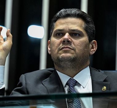 Imagem - Presidente do Senado critica governo Lula por aumentar impostos sem falar com o Congresso