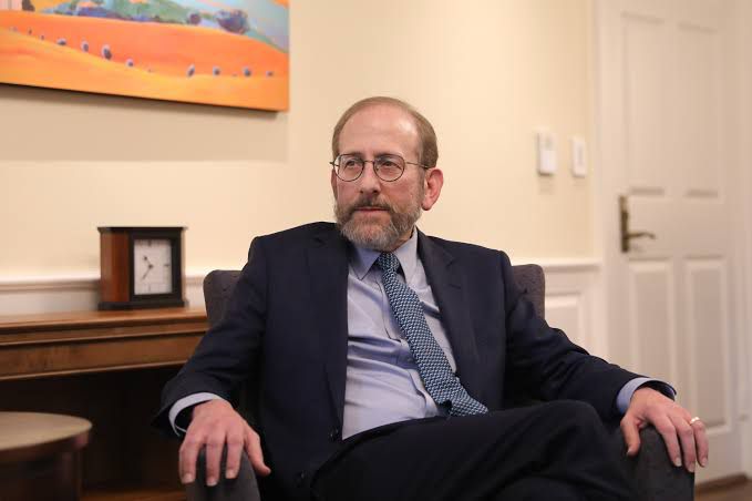 (Alan Garber, reitor da universidade de Harvard) 