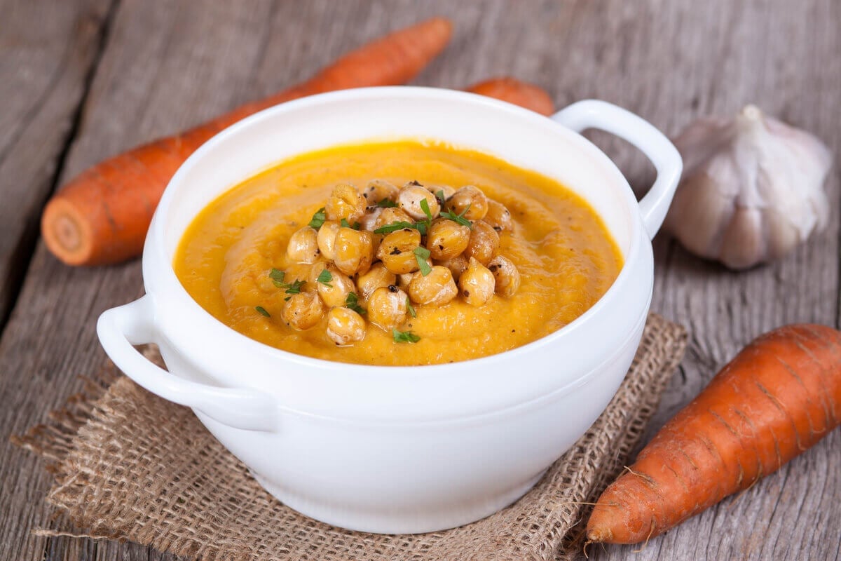 Imagem - 7 sopas e cremes ricos em proteínas para incluir no cardápio