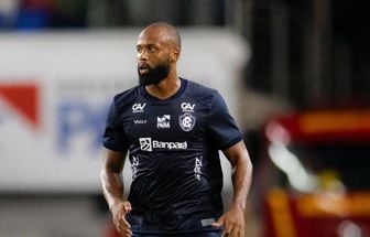 Na virada do Remo, zagueiro marca apenas o segundo gol na carreira