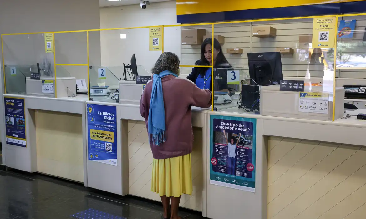 Imagem - Mais de 60 mil vítimas de fraude no INSS foram atendidas nos Correios