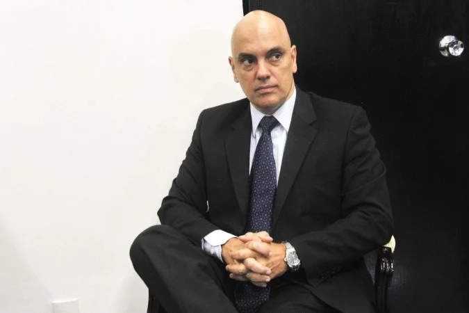 Imagem - Departamento de Justiça dos EUA envia carta a Moraes sobre bloqueio de perfis nas redes, diz jornal