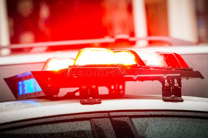 Imagem - Após tentar escapar por telhados, suspeito de envolvimento com facção é preso em Marabá