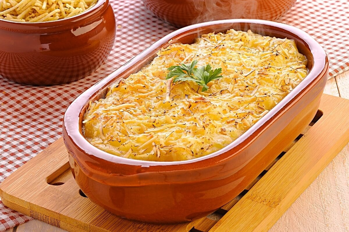 Escondidinho de berinjela (Imagem: Rafael Trafaniuc | Shutterstock)