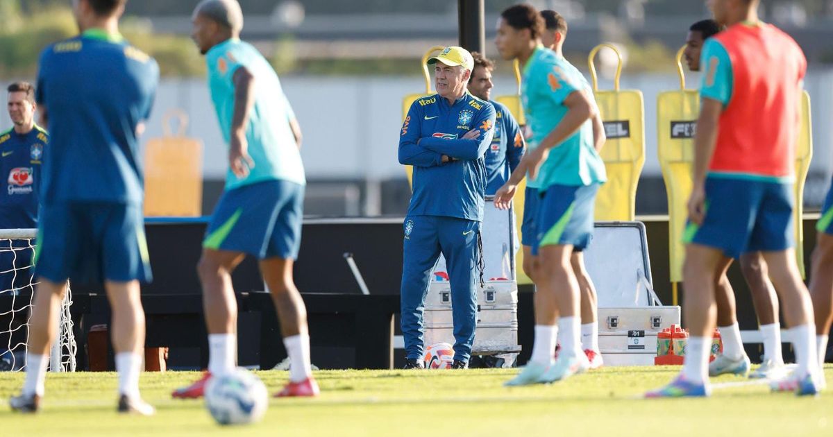 Carlo Ancelotti no comando da seleção brasileira.