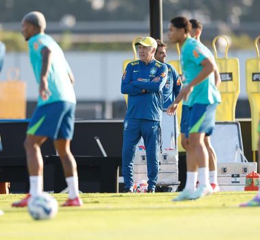 Imagem - Ancelotti comanda 1º treino na seleção com desfalques e atenção a Casemiro e Richarlison