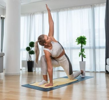 Imagem - 5 dicas para inserir a prática de yoga na rotina