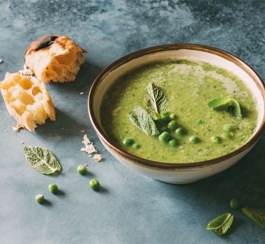 Imagem - 8 sopas ricas em proteínas para manter a dieta em dias frios