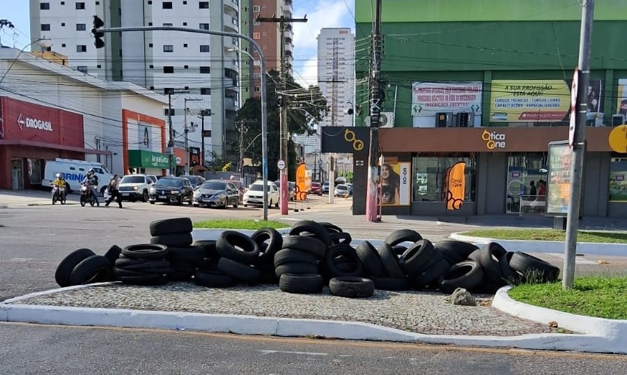 Esquina da Pedro Miranda com Humaitá