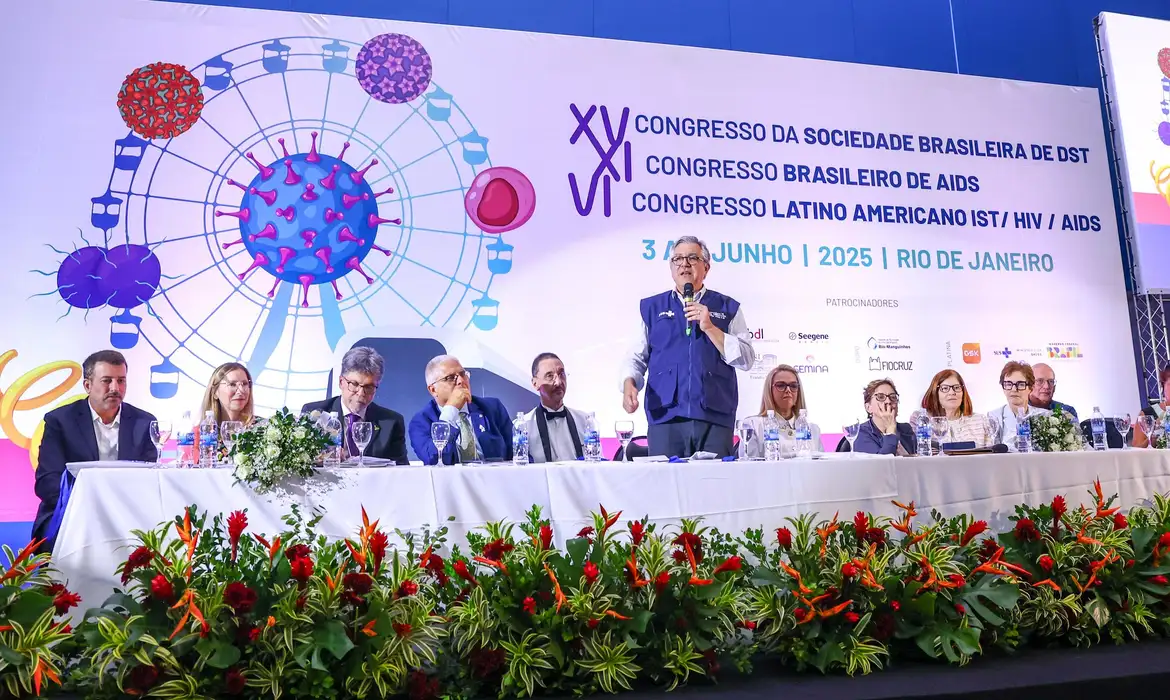Imagem - Brasil reduz transmissão do HIV vertical e pede certificado da Opas
