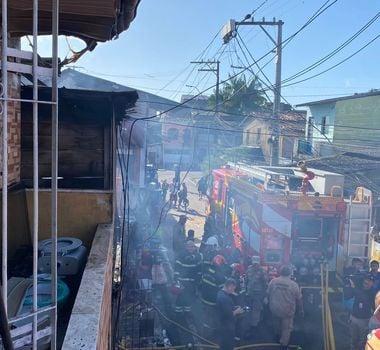 Imagem - Incêndio na Cremação: pelo menos cinco famílias perdem suas casas nesta quarta-feira
