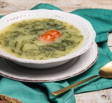 Imagem - 9 receitas de sopas e caldos para o jantar