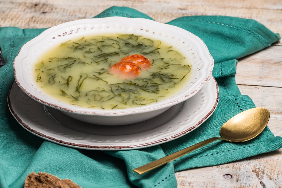 Imagem - 9 receitas de sopas e caldos para o jantar