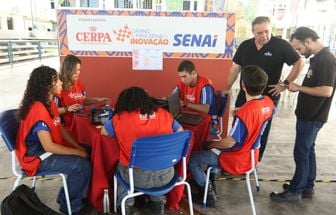 Cerpa participou do Mundo SENAI 2025, com palestras sobre Indústria 4.0 e inovação