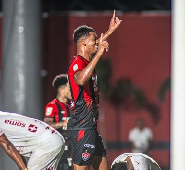 Imagem - Atacante do Vitória entra na mira do Remo, afirma jornalista