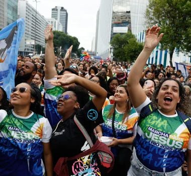 Imagem - Censo 2022: Evangélicos crescem no Brasil e católicos continuam em queda