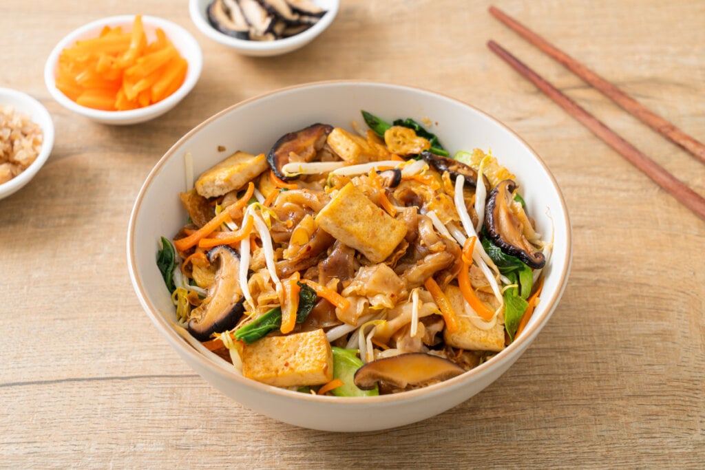 Yakissoba (Imagem: gowithstock | Shutterstock)