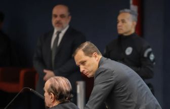 Braga Netto conseguiu dinheiro vivo para financiar plano de golpe; diz Cid