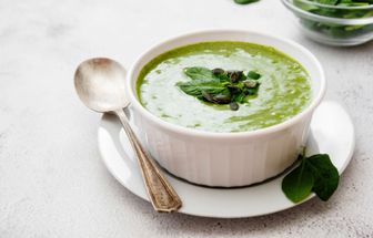 8 sopas e cremes detox para a segunda-feira
