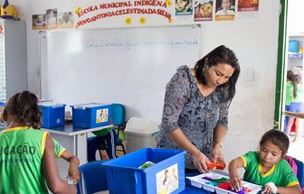 Projeto prevê concurso para professores de educação indígena e quilombola