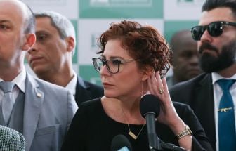 Câmara declara perda do mandato de Carla Zambelli: 'não cabe mais colocar em votação'