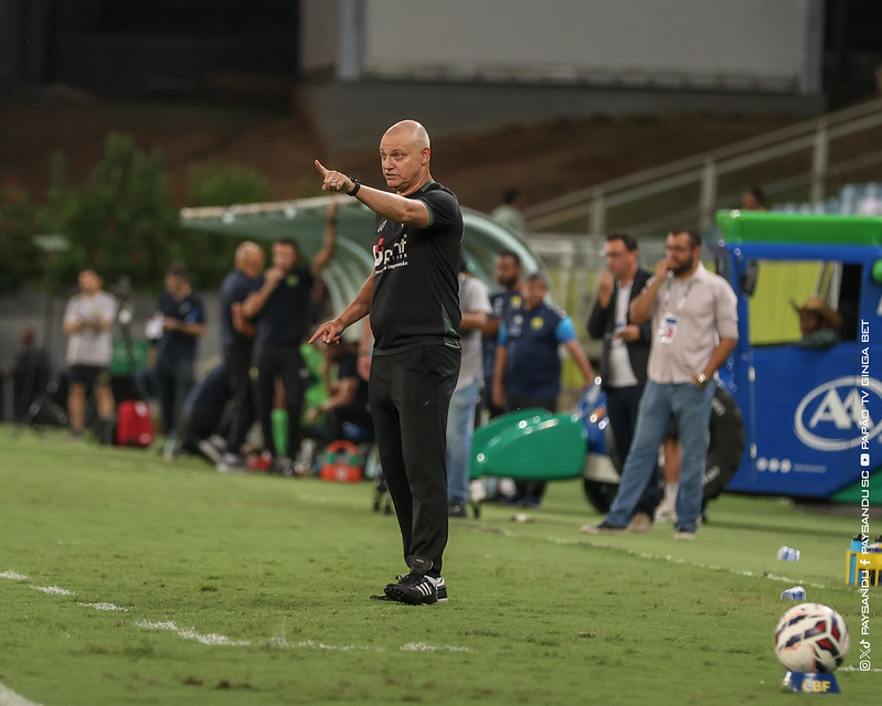 Imagem - Interino do Paysandu lamenta a 7ª derrota na Série B: 'Não é fácil'