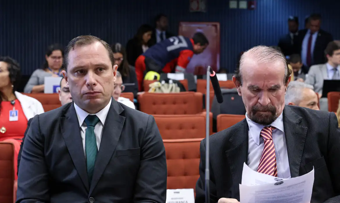 Imagem - Cid confirma que Bolsonaro pediu monitoramento de Alexandre de Moraes