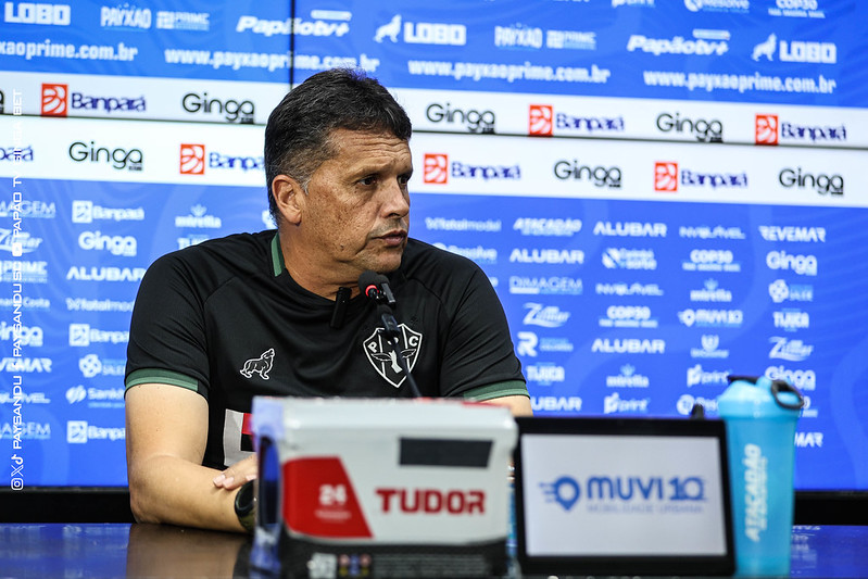 Imagem - Claudinei Oliveira é apresentado no Paysandu e fala em 'mudar o final da história' na Série B