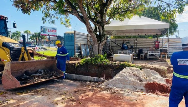 Obras avançam na avenida Júlio César com mudanças no BRT
