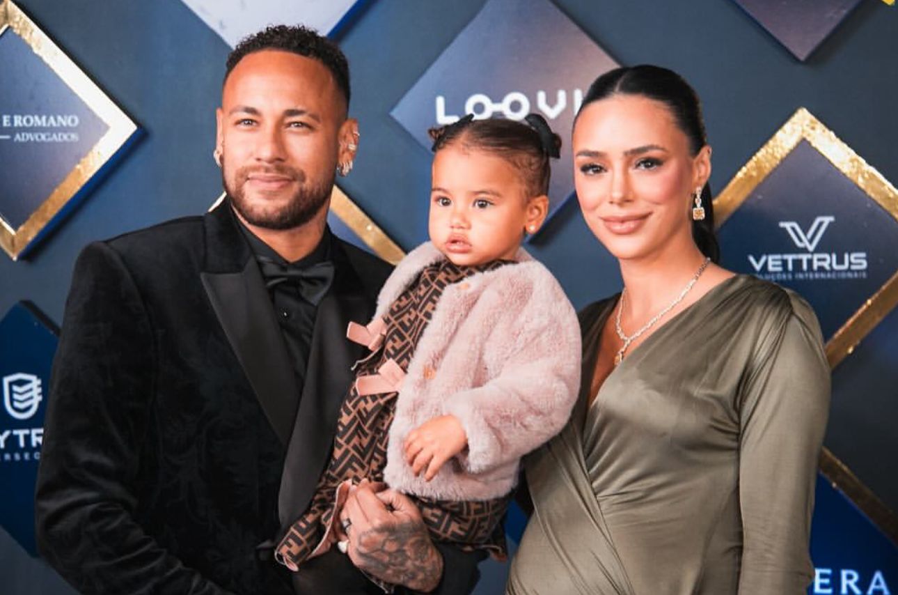 Neymar Jr., Mavie e Bruna Biancardi - 