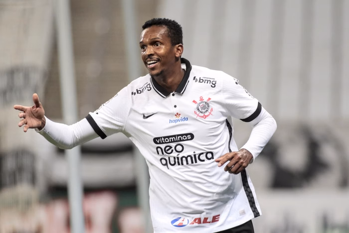 Ex-atacante do Corinthians, Jô é preso em aeroporto de São Paulo