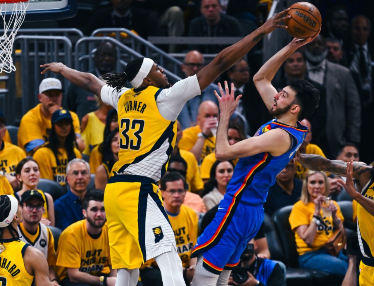 Pacers abriram vantagem na final - 