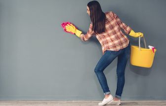 5 dicas para limpar as paredes conforme o tipo de tinta