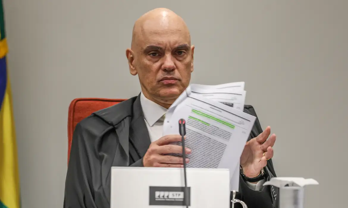 Imagem - Moraes pede que Meta envie dados sobre perfil que seria usado por Cid