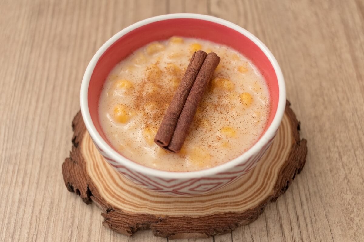Canjica com leite de coco (Imagem: C.Esmeriz | Shutterstock)