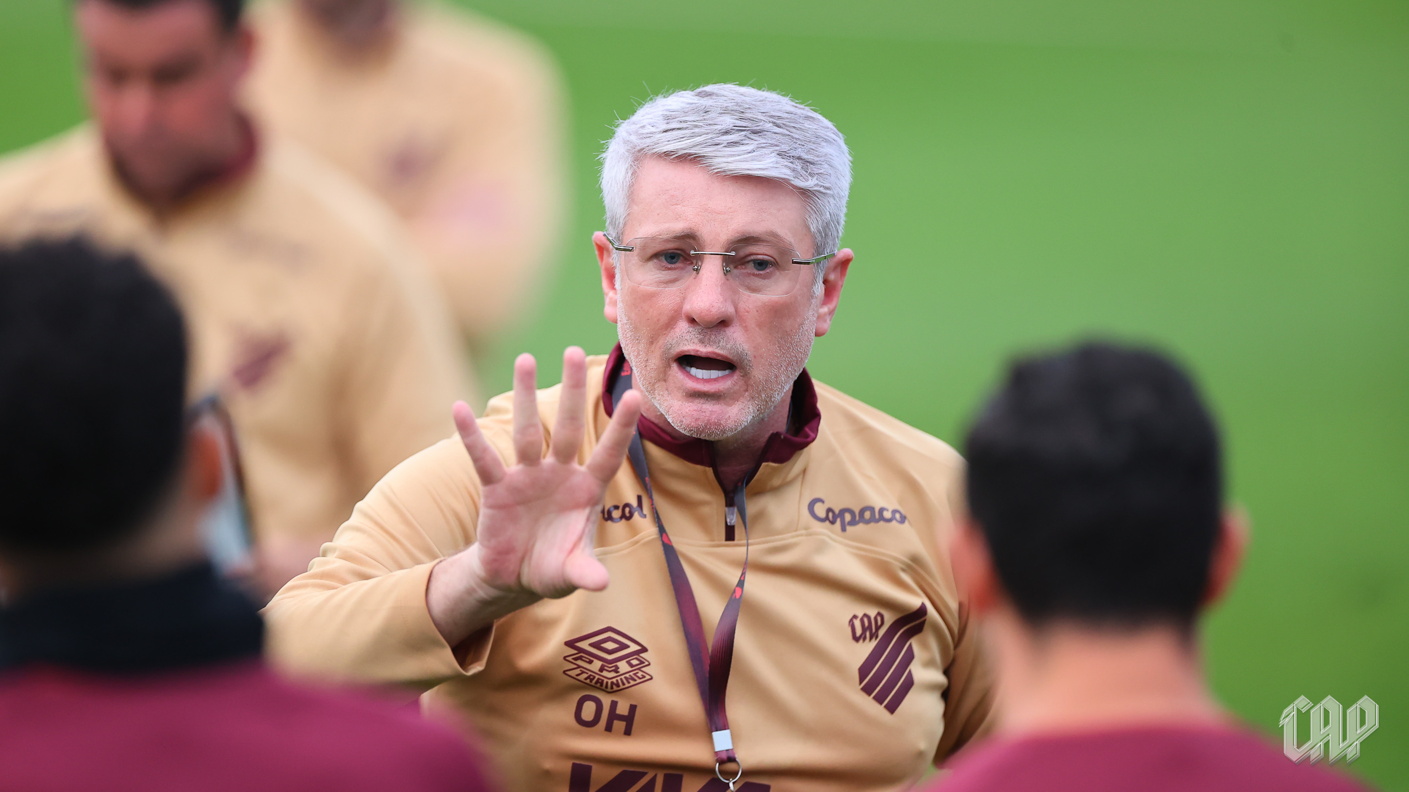 Imagem - Contra o Remo, Athletico-PR não terá técnico à frente, além de outros desfalques