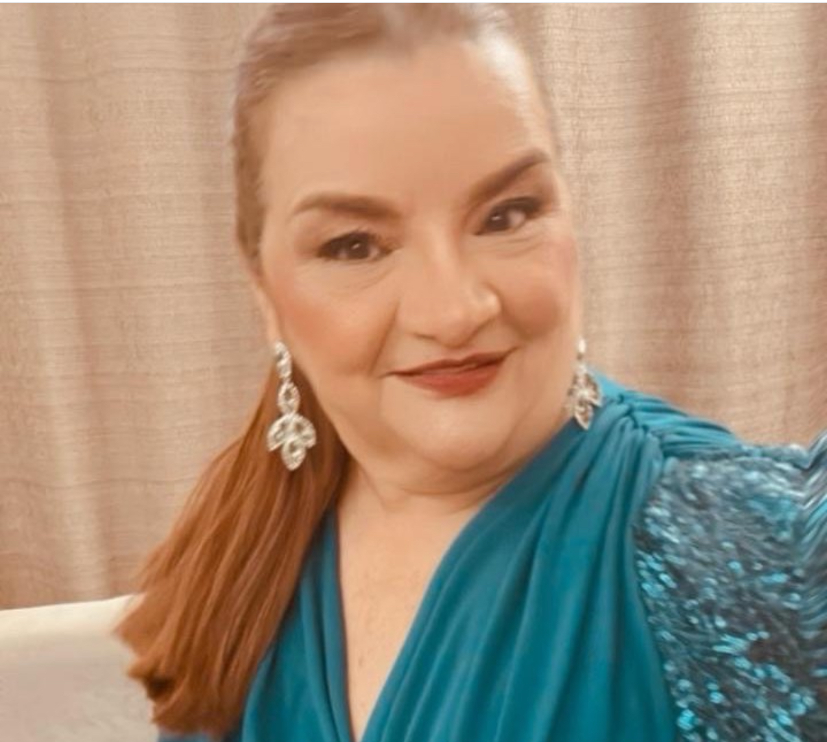 A amiga Julita Tofolo reunirá os amigos, nessa quarta-feira, no Famiglia D’Italia, para festejar a vida. 
Desde já, a coluna deseja à amiga querida tudo o que houver de melhor. 