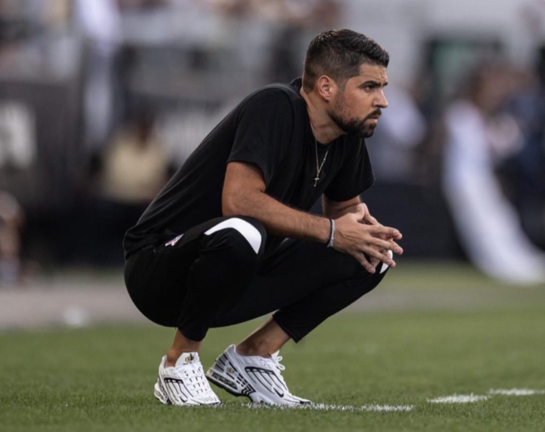 Imagem - Remo acerta com o técnico portugês Antônio Oliveira