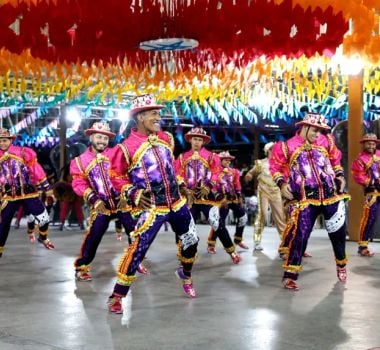 Imagem - Quadrilhas de cinco municípios se apresentam em busca do título de campeã nesta terça-feira, 17