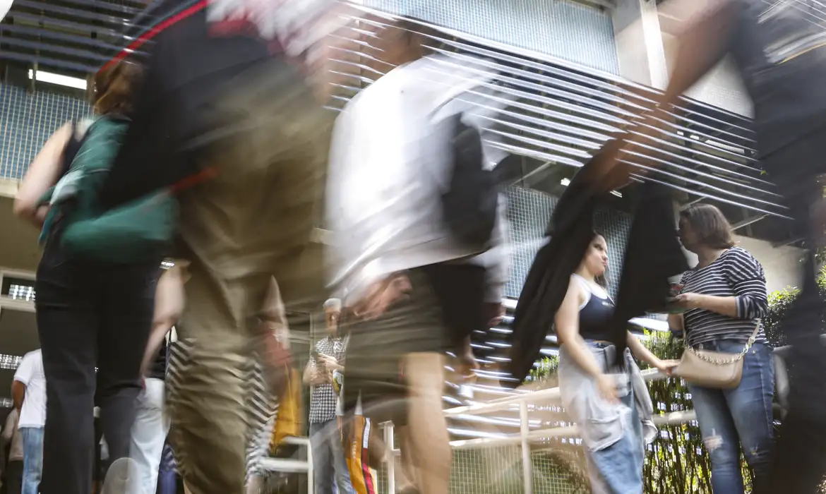 Imagem - Prazo para pagar taxa do Enem 2025 é prorrogado até 27 de junho