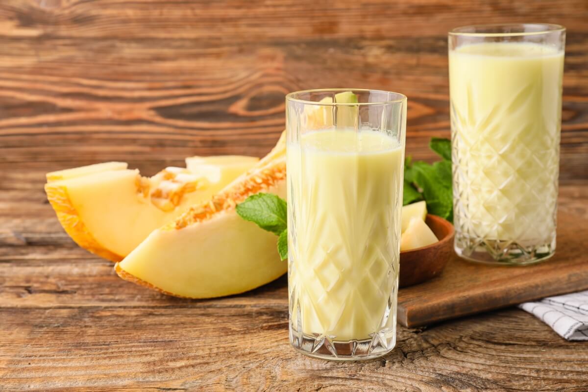 Suco de melão com limão (Imagem: Pixel-Shot | Shutterstock)